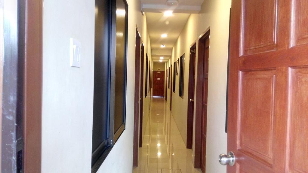 Check Inn Johor Bahru Zewnętrze zdjęcie